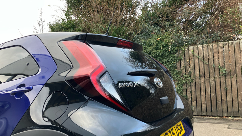 Toyota Aygo X 1.0 VVT-i Edge 5dr Petrol Hatchback